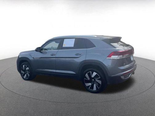 2025 Volkswagen Atlas Cross Sport 2.0T SE w/Technology 4MOTION