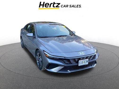 2025 Hyundai ELANTRA SEL