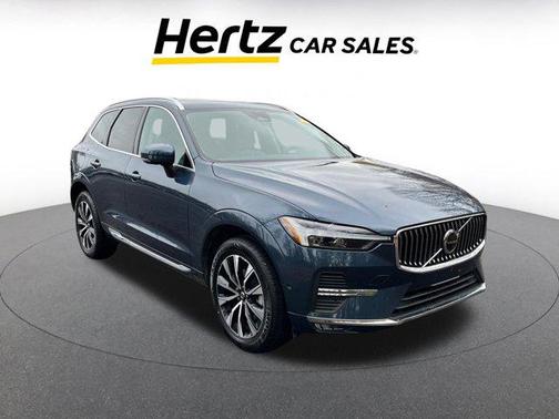 2023 Volvo XC60 B5 Plus Bright Theme