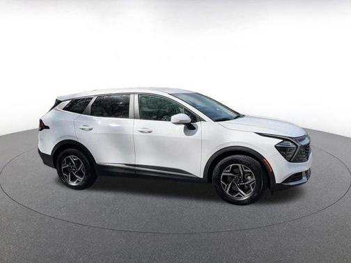 2025 Kia Sportage LX