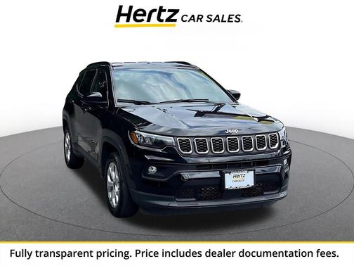 Diamond Black Crystal Pearlcoat 2025 Jeep Compass Latitude