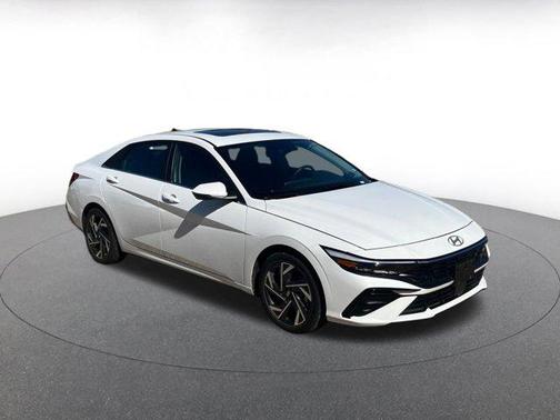 2025 Hyundai ELANTRA HEV Limited
