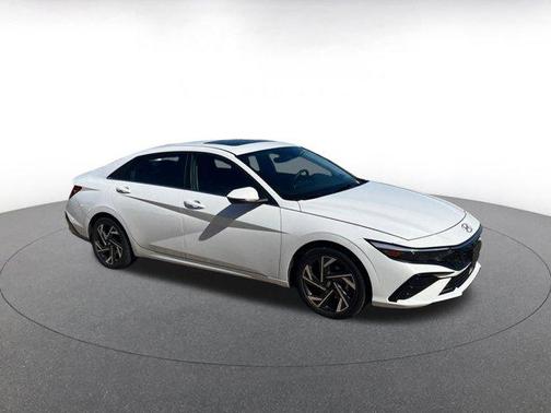 2025 Hyundai ELANTRA HEV Limited