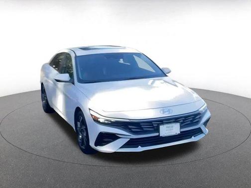 2025 Hyundai ELANTRA HEV Limited