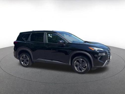 Super Black 2025 Nissan Rogue SV