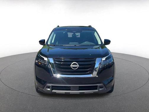 Super Black 2025 Nissan Pathfinder SV FWD