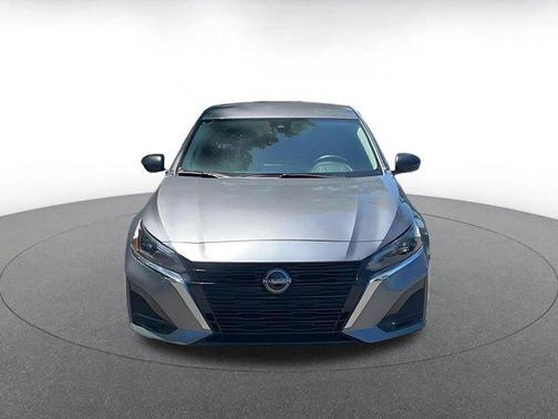 Gun Metallic 2025 Nissan Altima SV FWD
