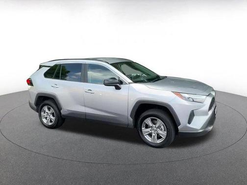 2024 Toyota RAV4 Hybrid LE