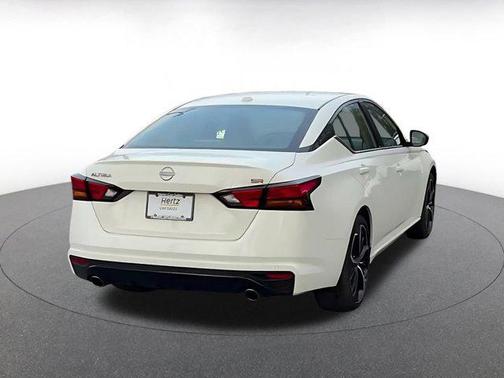 2025 Nissan Altima SR FWD