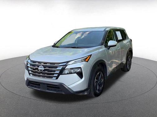 Brilliant Silver Metallic 2025 Nissan Rogue SV