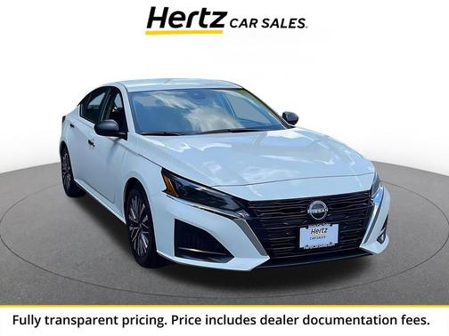Glacier White 2025 Nissan Altima SV FWD