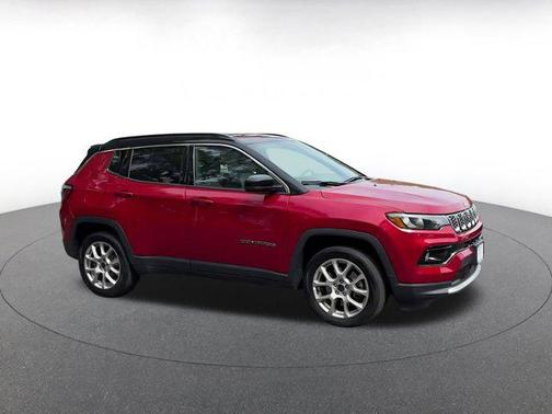 Red Hot Pearlcoat 2025 Jeep Compass Limited