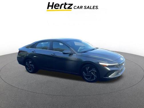 2025 Hyundai ELANTRA SEL