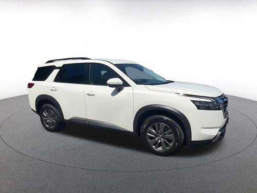 2025 Nissan Pathfinder SV 4WD