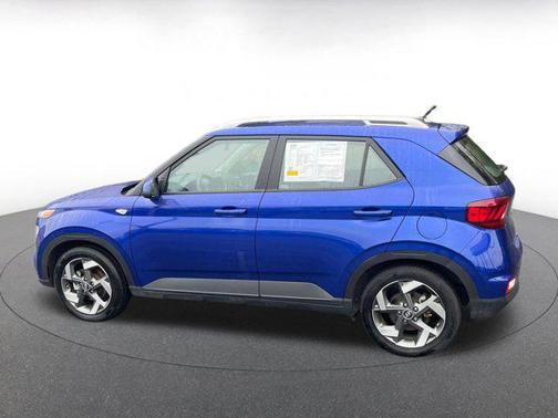 2023 Hyundai VENUE Limited