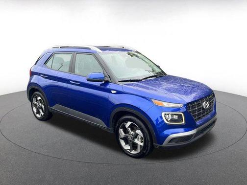 2023 Hyundai VENUE Limited