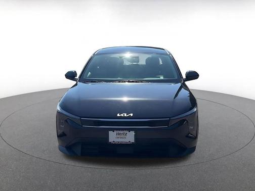 Aurora Black Pearl 2025 Kia K4 LXS