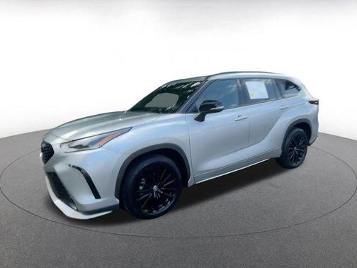 2024 Toyota Highlander XSE