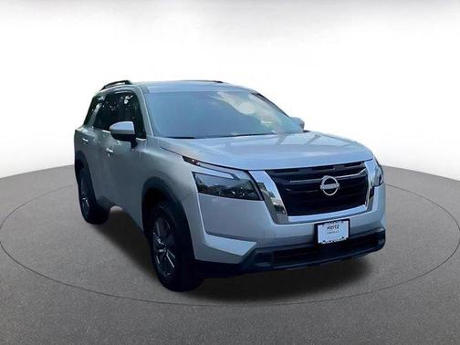Brilliant Silver Metallic 2025 Nissan Pathfinder SV FWD