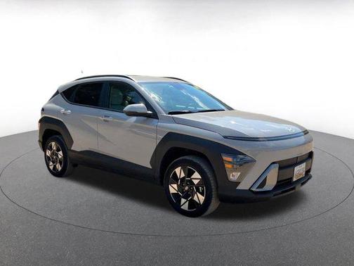 Cyber Gray Metallic 2025 Hyundai KONA SEL