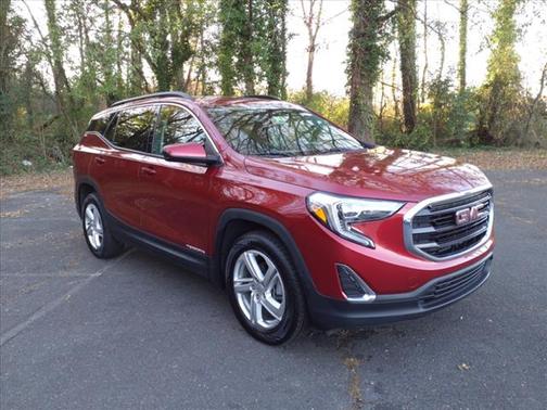 Photo 2 of 26 of 2018 GMC Terrain SLE