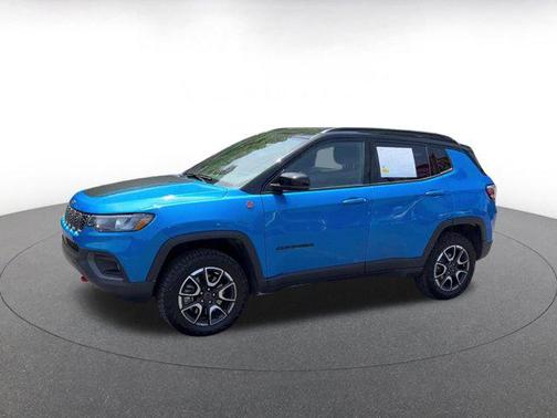 Hydro Blue Pearlcoat 2025 Jeep Compass Trailhawk