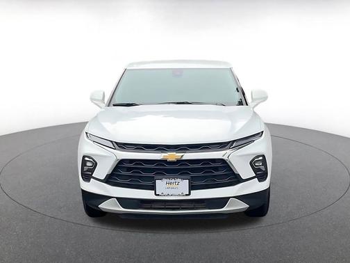 Summit White 2025 Chevrolet Blazer 2LT