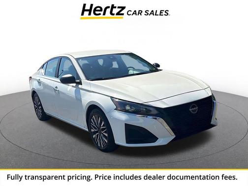 Glacier White 2025 Nissan Altima SV FWD