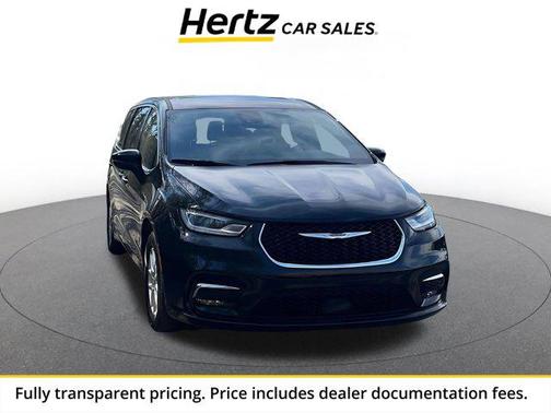 Diamond Black Crystal Pearlcoat 2025 Chrysler Pacifica L