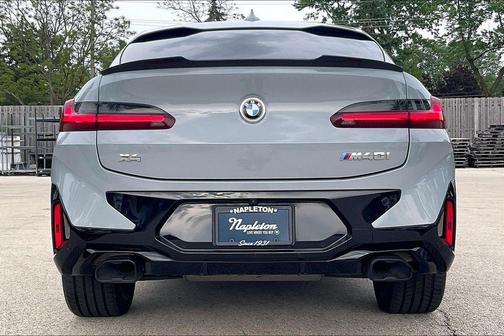 Brooklyn Gray Metallic 2022 BMW X4 M40i