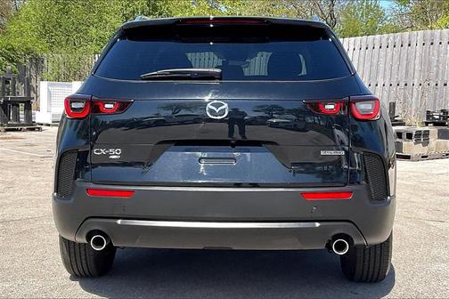 2025 Mazda CX-50 2.5 S Preferred Package