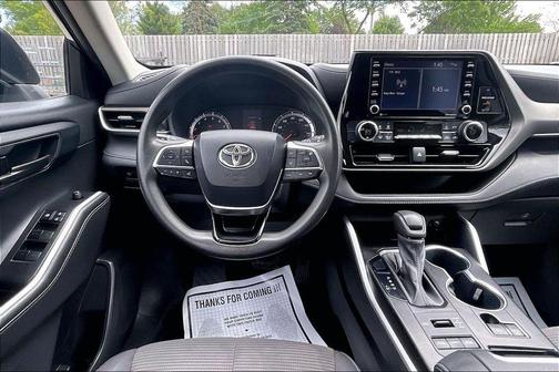 Magnetic Gray Metallic 2021 Toyota Highlander L