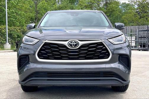 Magnetic Gray Metallic 2021 Toyota Highlander L