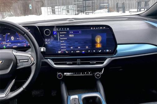 2024 Chevrolet Equinox EV LT