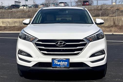 2017 Hyundai TUCSON SE Plus