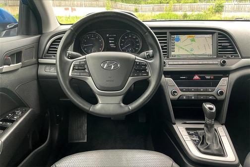 2017 Hyundai ELANTRA Limited