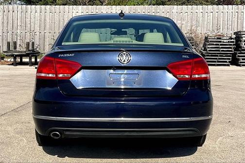2012 Volkswagen Passat 2.5 SEL