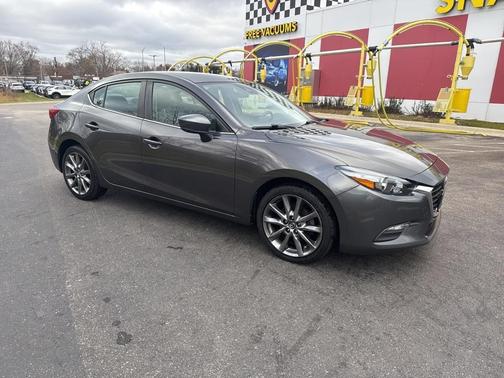 2018 Mazda Mazda3 Touring
