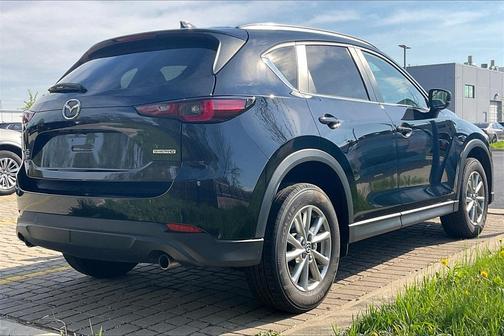 2022 Mazda CX-5 2.5 S Preferred Package