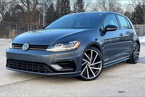 2018 Volkswagen Golf R DCC & Navigation 4Motion