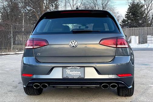 2018 Volkswagen Golf R DCC & Navigation 4Motion