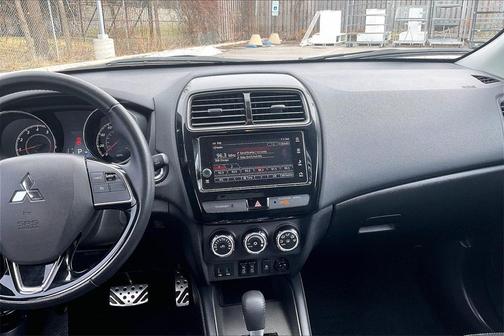 2018 Mitsubishi Outlander Sport SEL