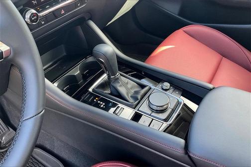 2026 Mazda Mazda3 2.5 S Carbon Edition