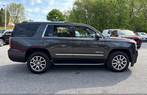 Iridium Metallic 2017 GMC Yukon Denali