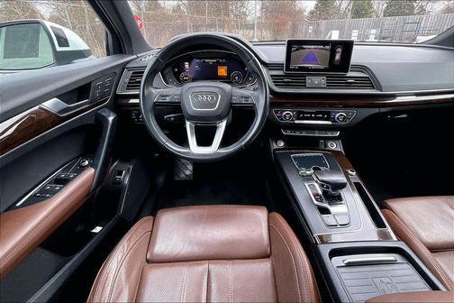 2020 Audi Q5 45 Premium Plus