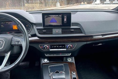 2020 Audi Q5 45 Premium Plus