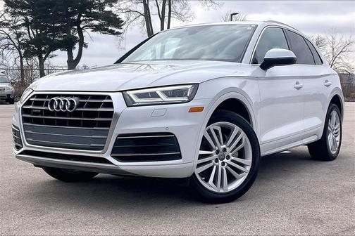 2020 Audi Q5 45 Premium Plus