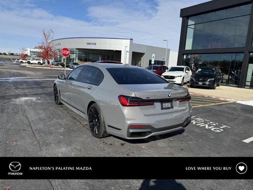 2022 BMW 750 750i xDrive