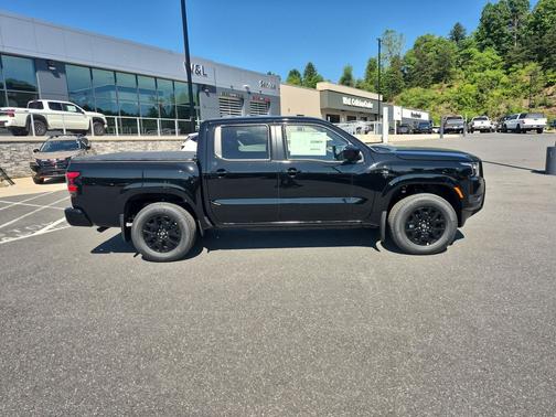 Super Black 2026 Nissan Frontier SV