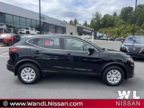 2020 Nissan Rogue Sport S